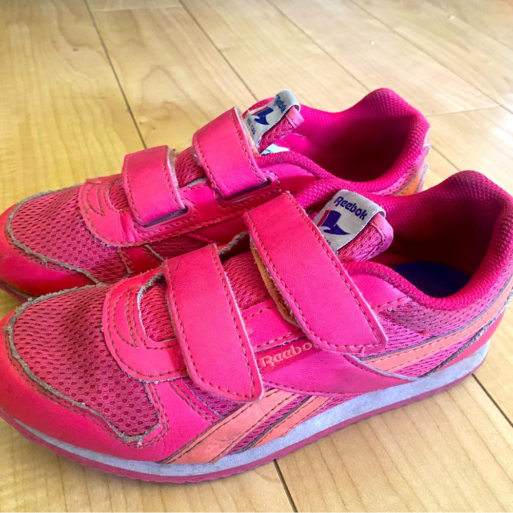Reebok shoes size 2